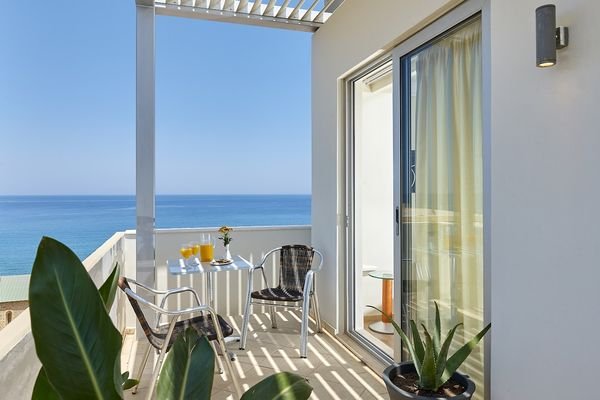 Atrion Hotel Heraklion near Heraklion Airport